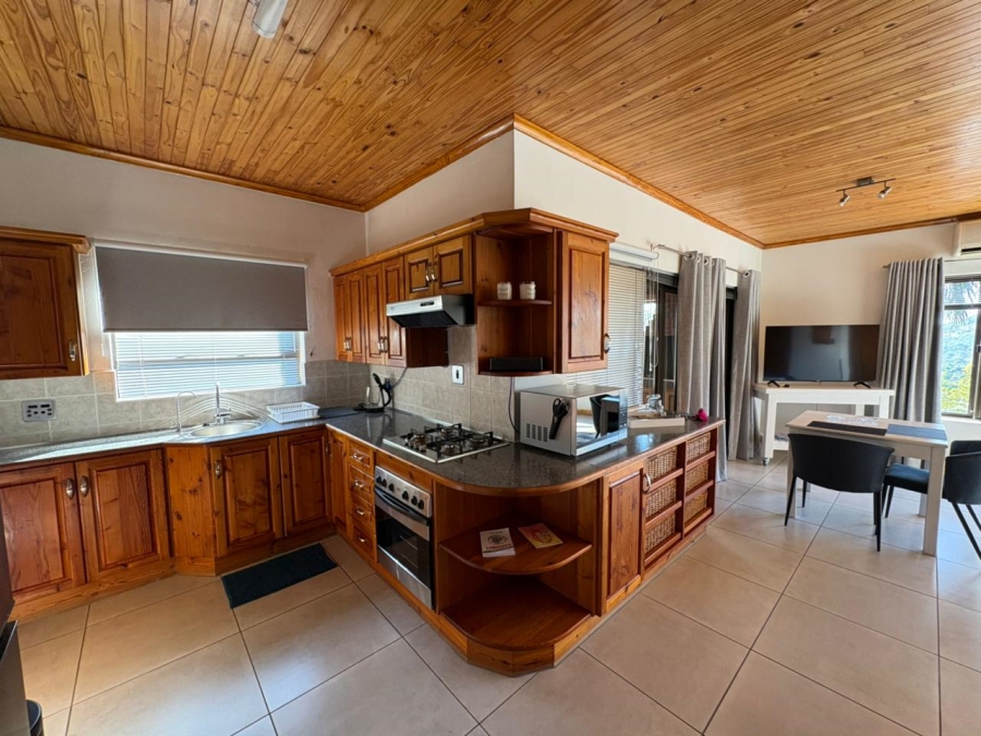 5 Bedroom Property for Sale in Safari Gardens North West